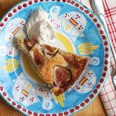 Fig and Almond Cake Recipe | SideChef