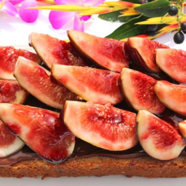 Banana Walnut Cake with Figs, Raspberry Jam and Nutella Recipe | SideChef