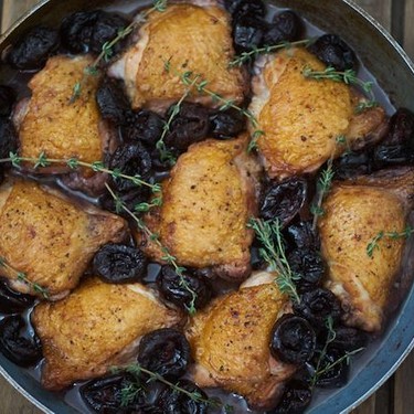 Chicken Thighs with Red Wine and Dried Plums Recipe | SideChef