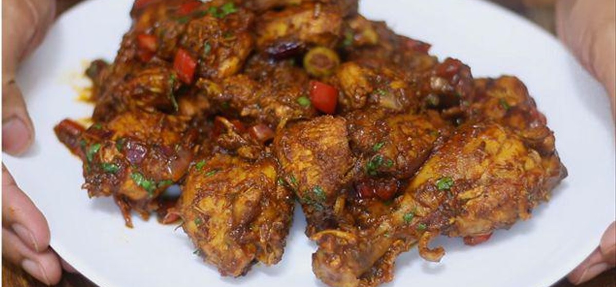 Pollo Guisado Dominicano (Dominican Stewed Chicken) Recipe | SideChef