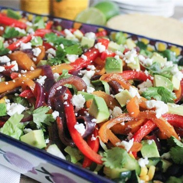 Vegetable Fajita Salad with Chipotle Vinaigrette Recipe | SideChef