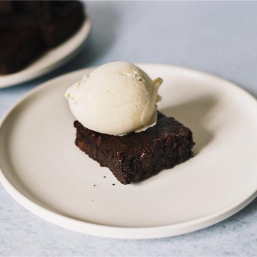 Classic Homemade Brownies Recipe | SideChef