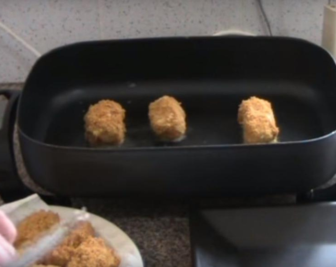 step 3 Bake the nuggets either in an oven, or a shallow fry. Turn them every couple of minutes, until they are ready.