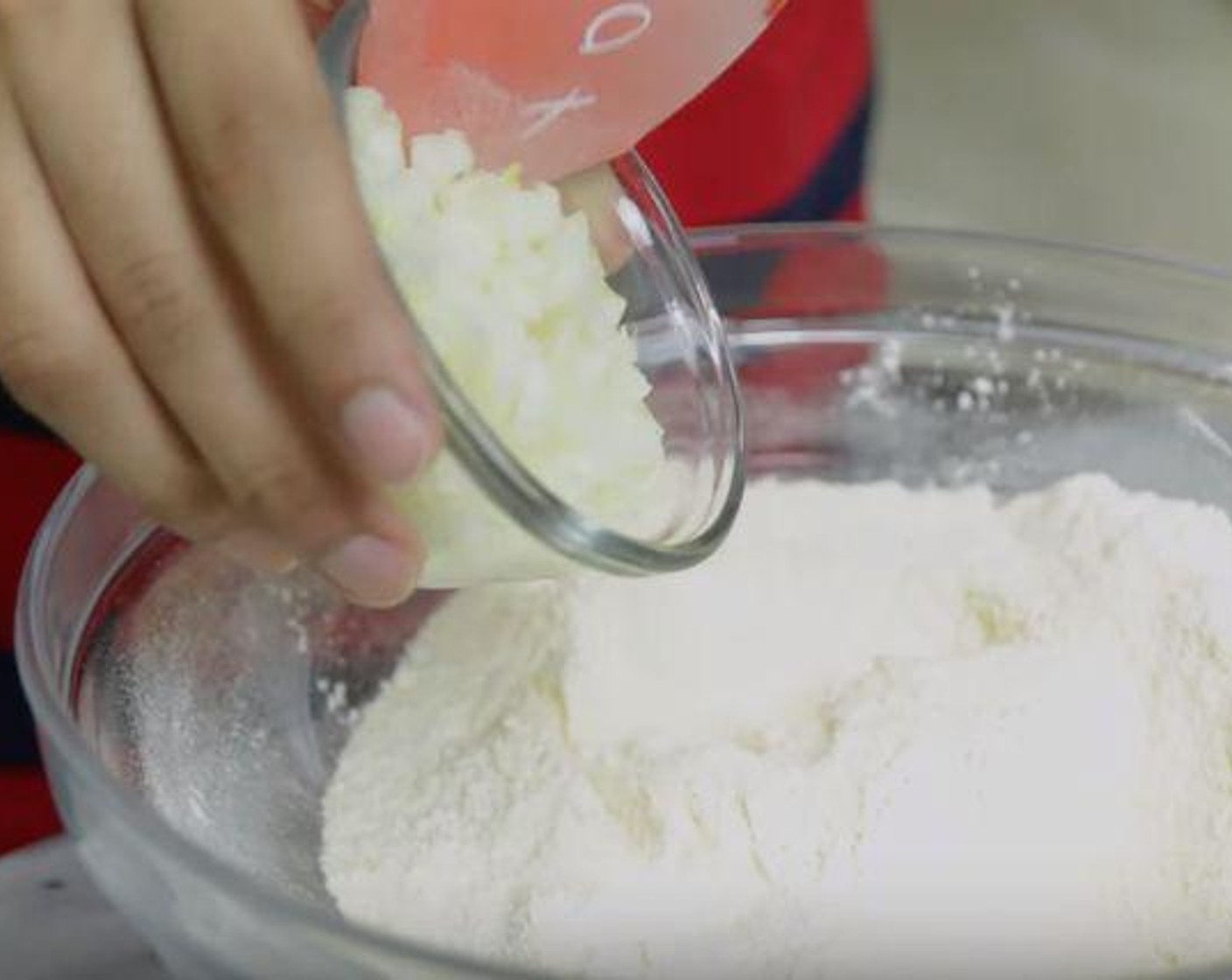 step 1 In a bowl, mix together the Cornmeal (1 cup),  All-Purpose Flour (1 cup), Caster Sugar (2 Tbsp), Baking Powder (1 Tbsp), and Salt (1/2 tsp). Add Yellow Onion (1/2 cup) and stir to combine.