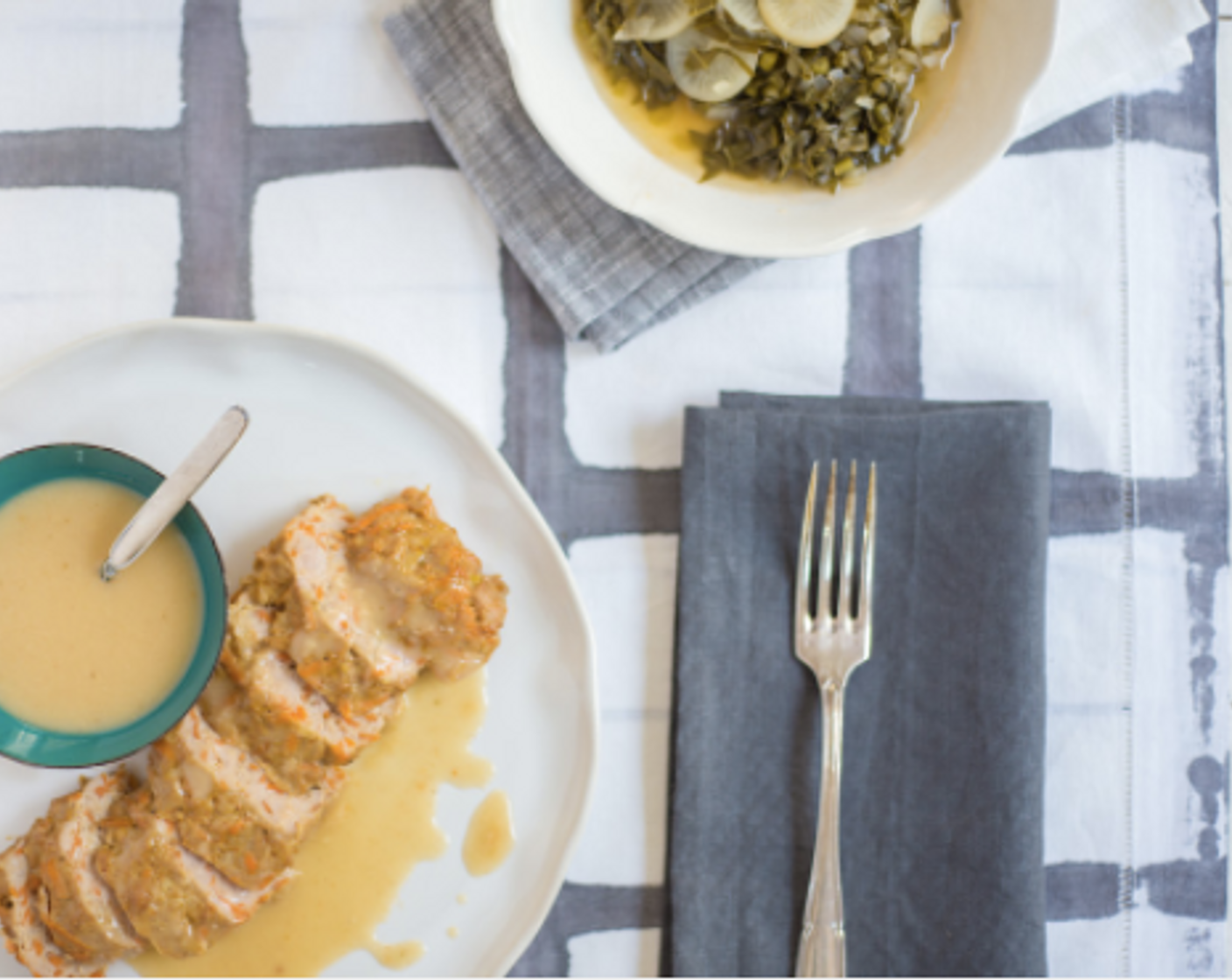 step 13 Slice meatloaf. Serve topped with potlikker Gravy (to taste) and collard greens on the side.