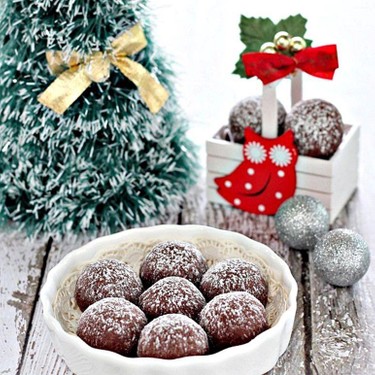 Chocolate Snowball Cookies Recipe | SideChef