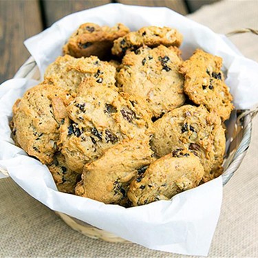 Persimmon Raisin Cookies Recipe | SideChef