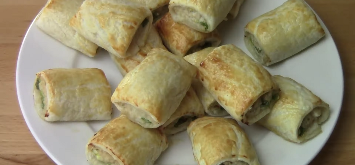 Sweet Chilli Chicken Sausage Rolls Recipe | SideChef