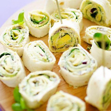 Avocado Pesto Pinwheels Recipe | SideChef