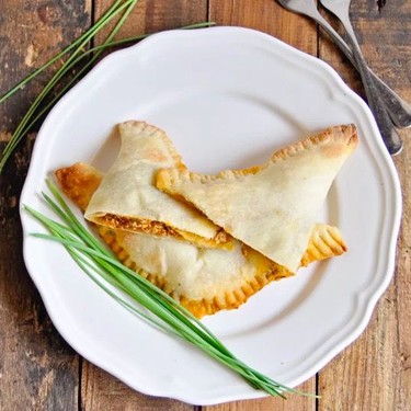 Empanadas with Roasted Peppers and Goat Cheese Recipe | SideChef