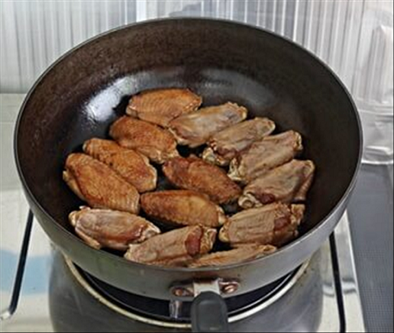 Pan Fried Chicken Wings With Oyster Sauce
