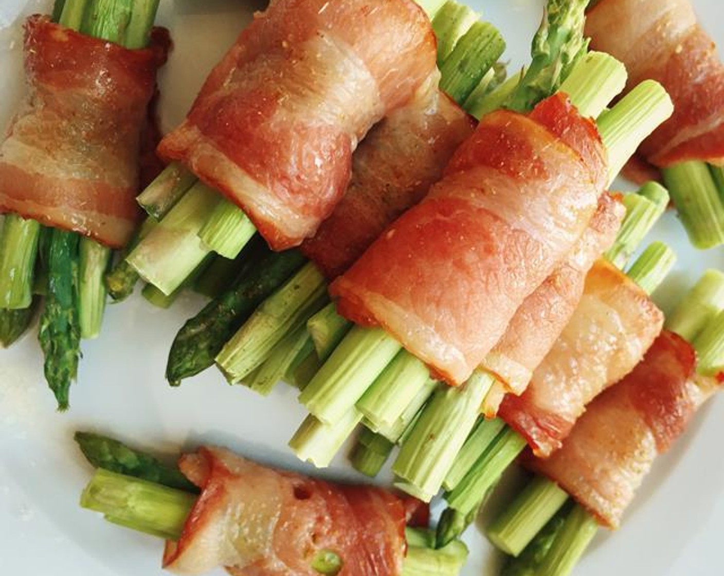 Easy Bacon Asparagus Rolls