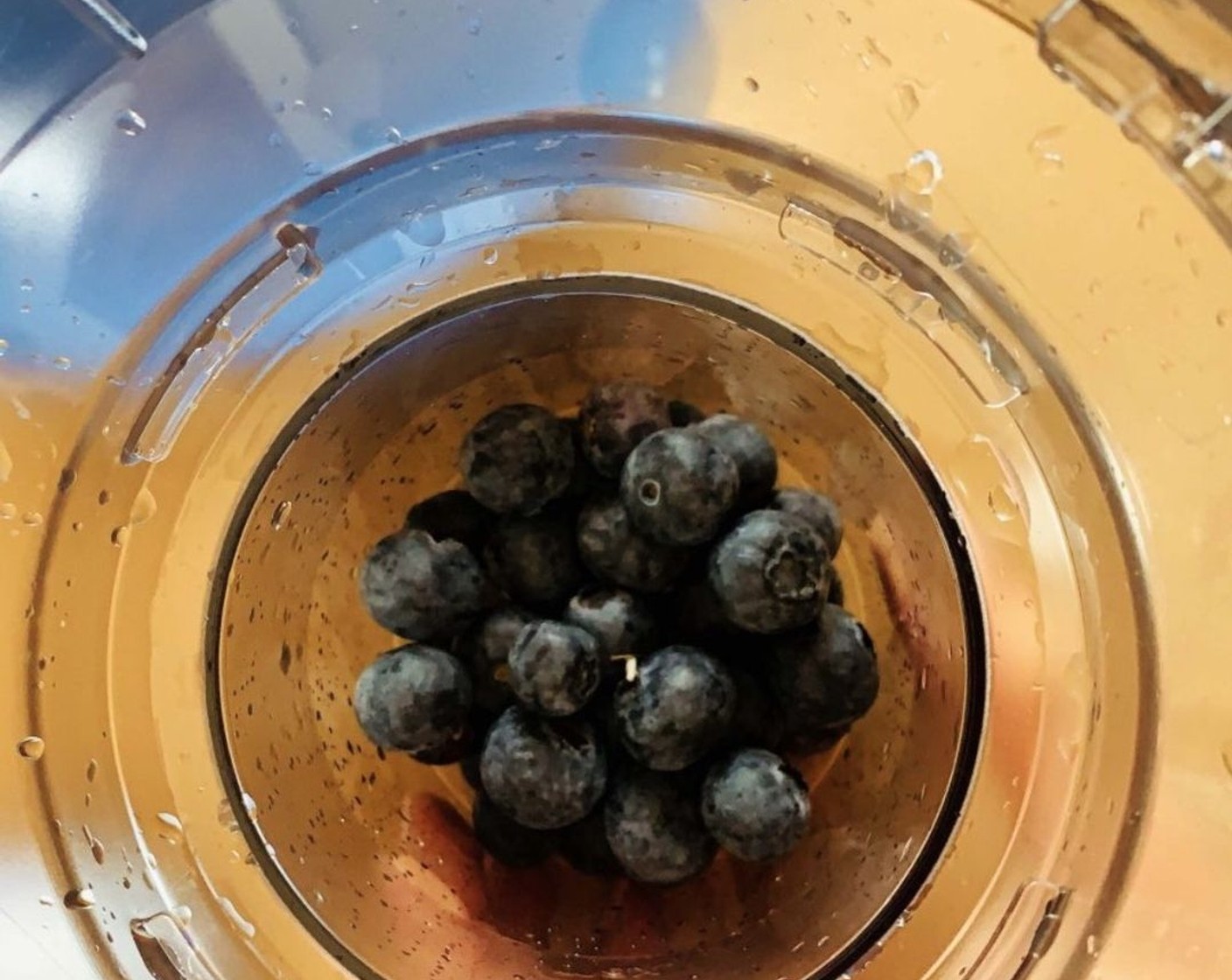 step 5 Blend the Fresh Blueberry (1 cup) until creamy as well.
