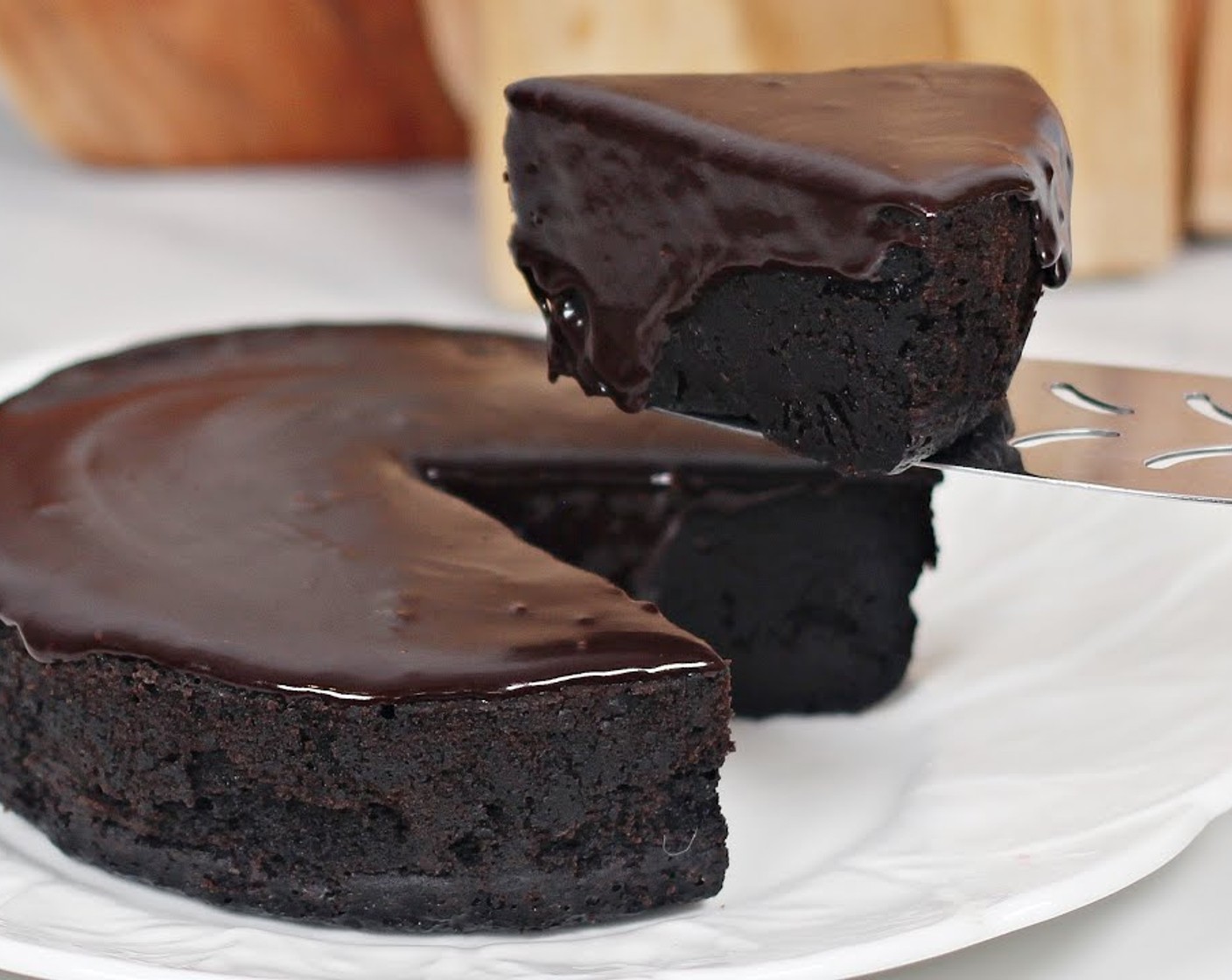 3 Ingredient Chocolate Fudge Cake