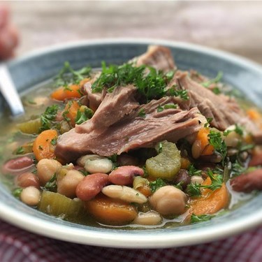 15 Bean Soup with Ham Hock Recipe | SideChef