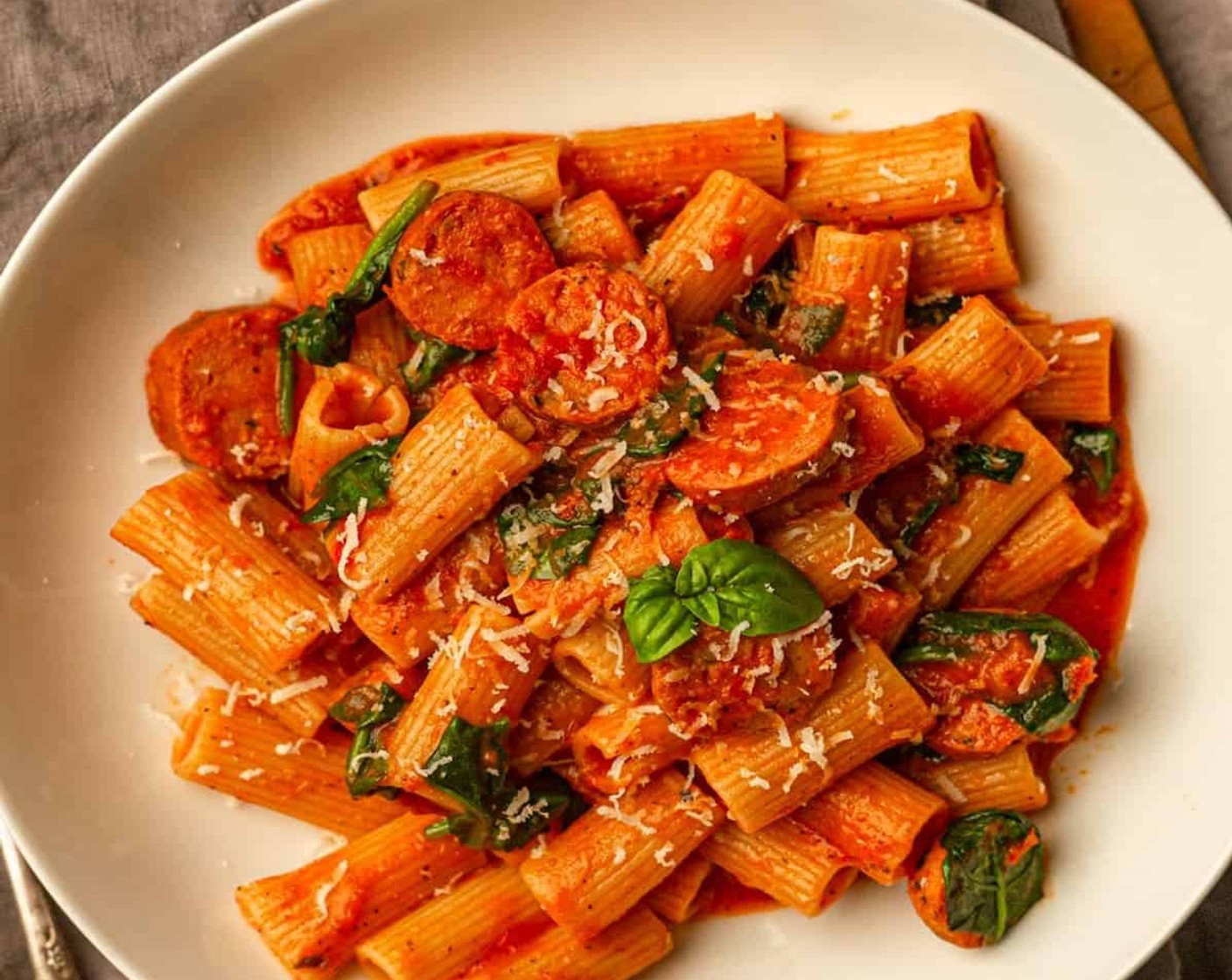 Simple Creamy Tomato Pasta