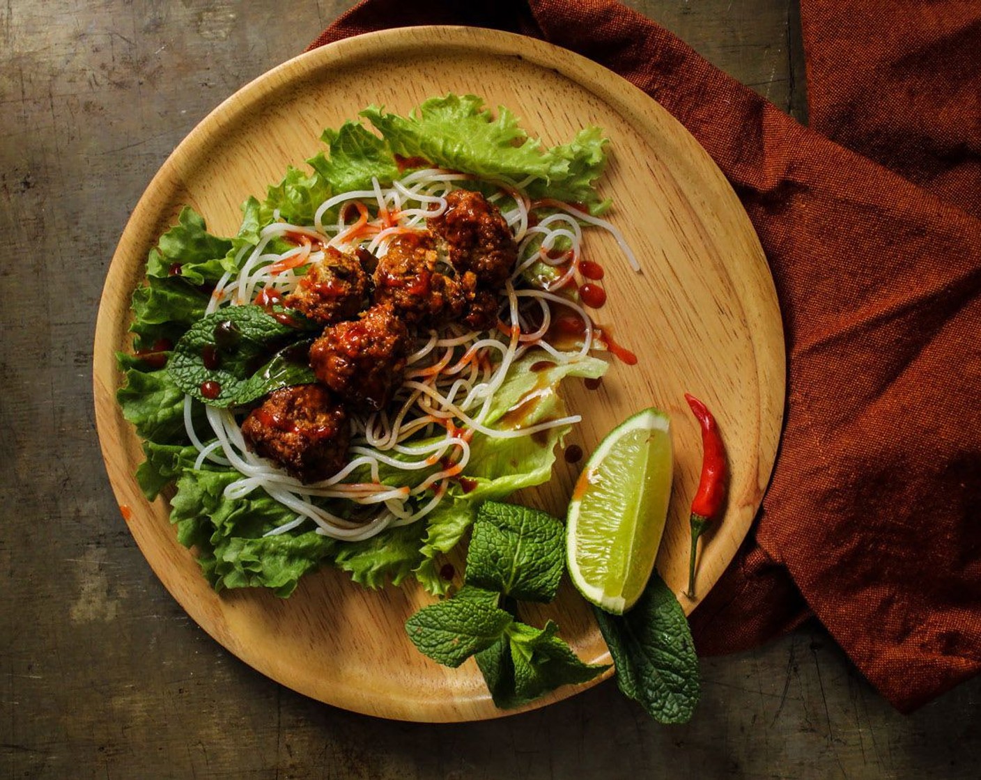 step 9 As a Lettuce Wrap – As a wrap we found using Boston lettuce or green leaf lettuce the easiest to roll with. Top it with vermicelli, crushed nuts and bean sprouts. Sauces: Sriracha, thinned out hoisin sauce.