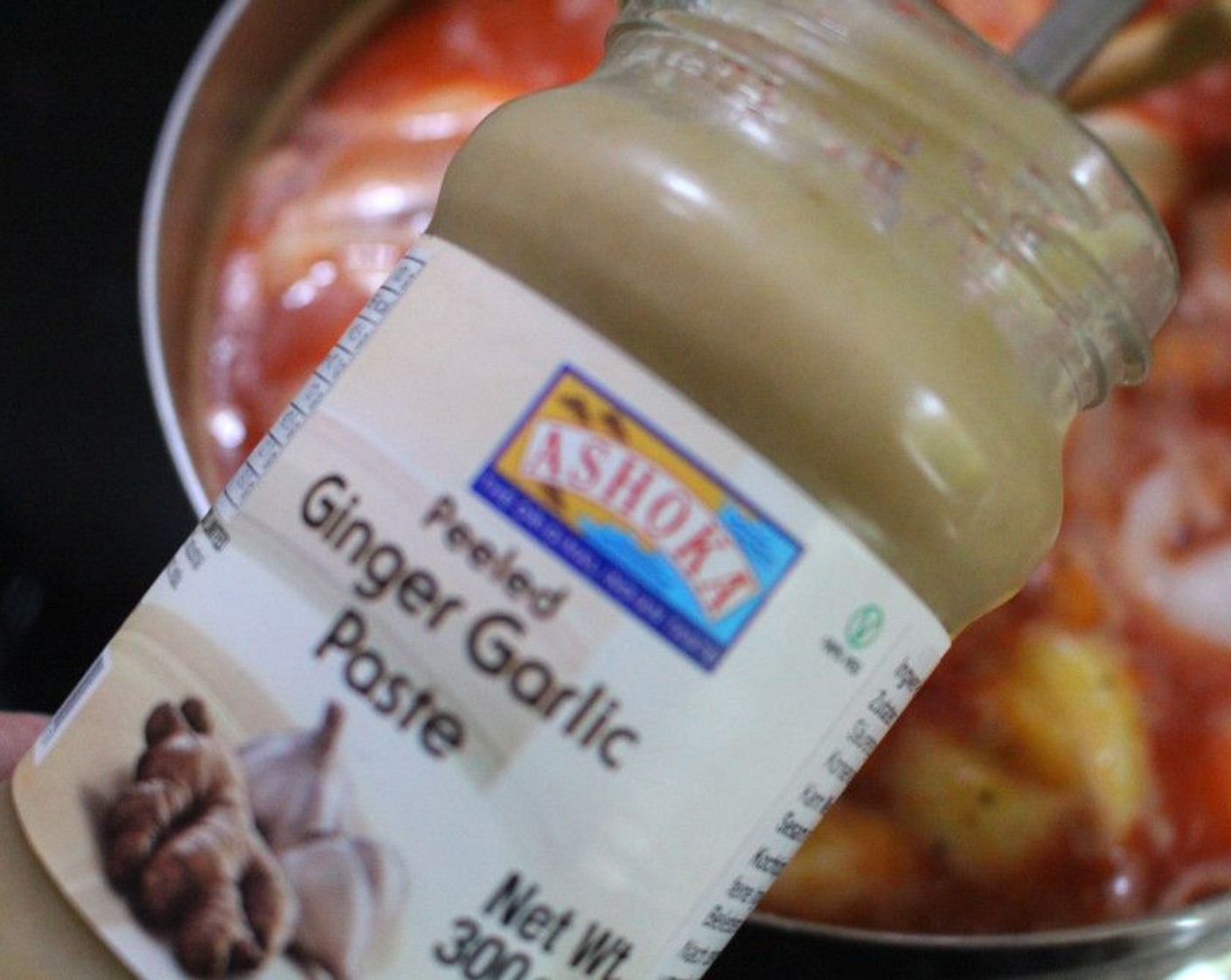 step 4 Season with Ginger Garlic Paste (1 tsp), Kosher Salt (1 Tbsp), Honey (2 Tbsp) and Sriracha (to taste). Simmer until carrots and onions are soft, around 20 minutes.
