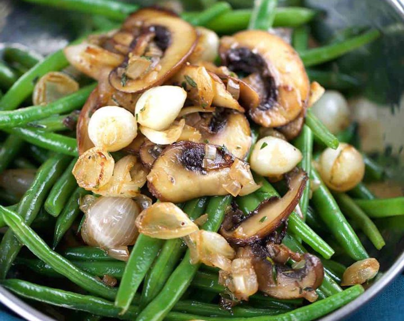 Haricot Verts with Mushrooms and Caramelized Onions
