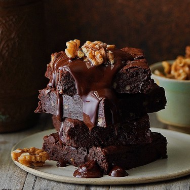 4-Ingredient Fudgy Chocolate Brownies Recipe | SideChef