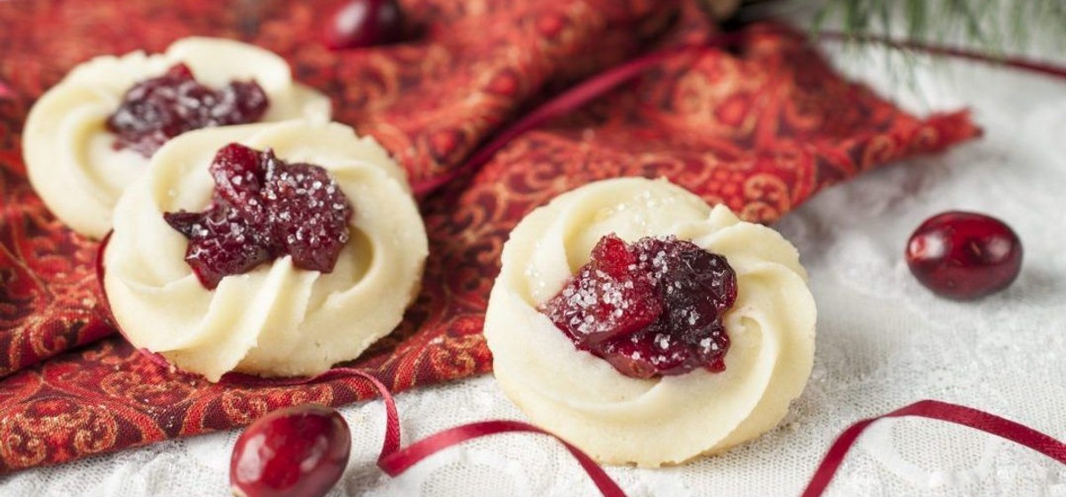 Roasted Cranberry Whipped Shortbread Recipe | SideChef