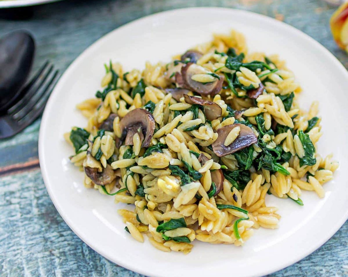 One-Pot Orzo with Mushrooms and Spinach