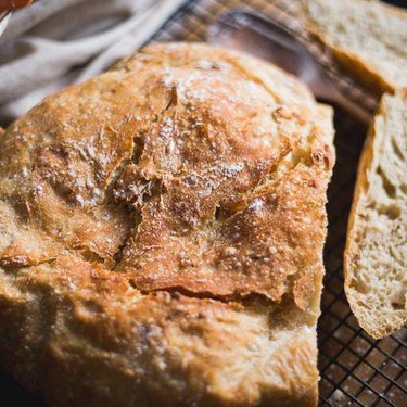 Easy Crusty No Knead Artisan Bread Recipe | SideChef