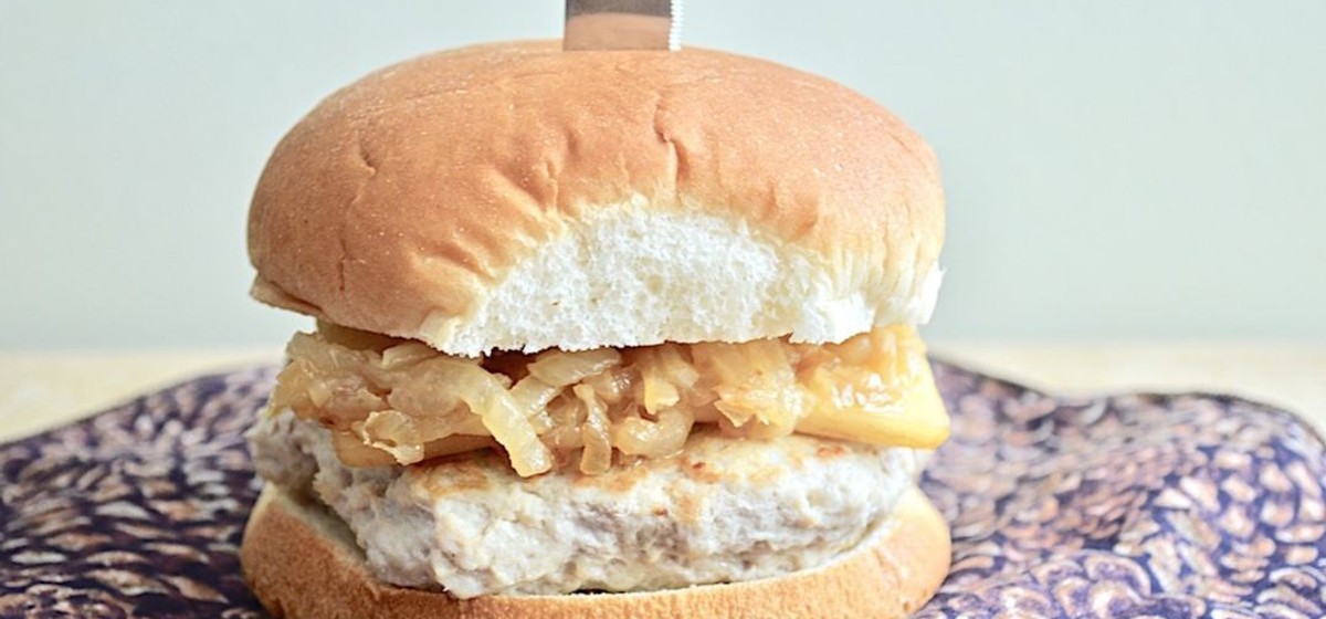 French Onion Soup Chicken Burgers Recipe | SideChef