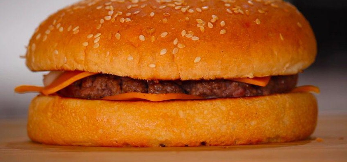 Homemade McDonald's Quarter Pounder with Cheese Recipe | SideChef