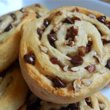 Maple Pecan Chocolate Pinwheels Recipe | SideChef