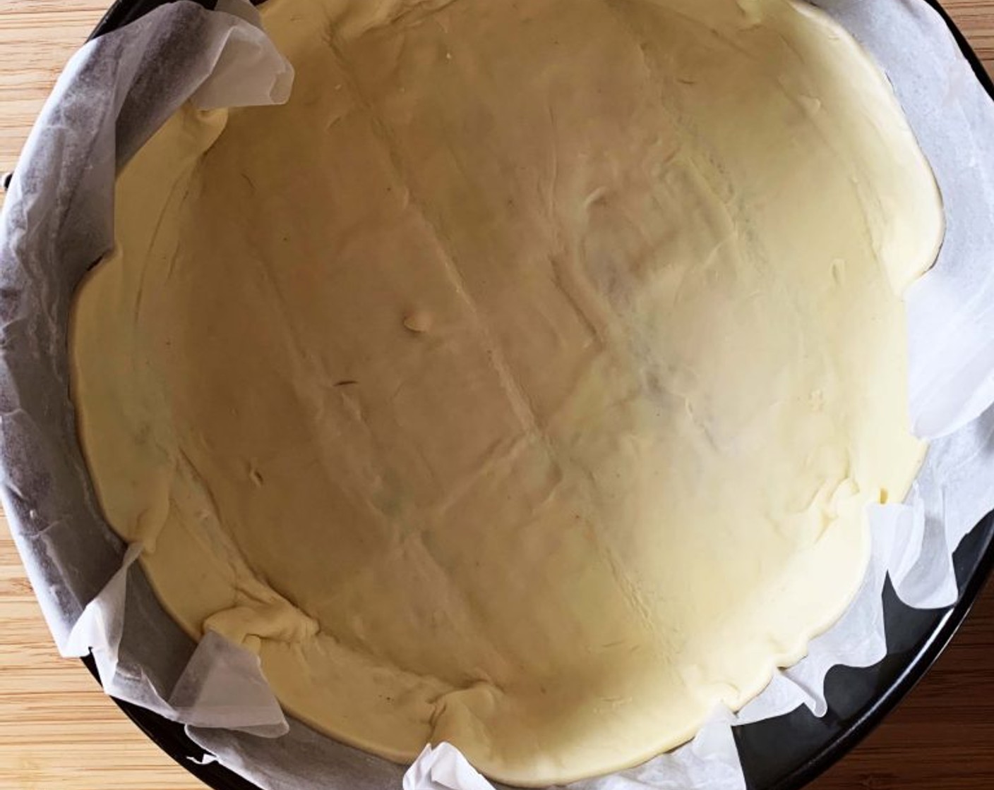 step 4 Lay the bottom of your springform pan with the puff pastry