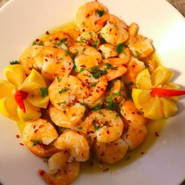 Peel & Eat Chili Garlic Shrimp Recipe | SideChef