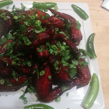 Just Jan’s Tangerine Sriracha Wings Recipe | SideChef