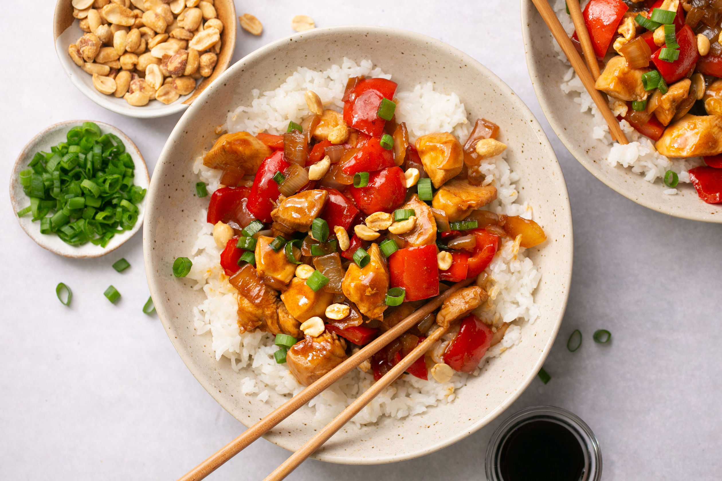 PAO様 Kung Pao Chicken Recipe | SideChef
