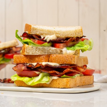 BLT Sandwich with Basil Mayo Sauce Recipe | SideChef