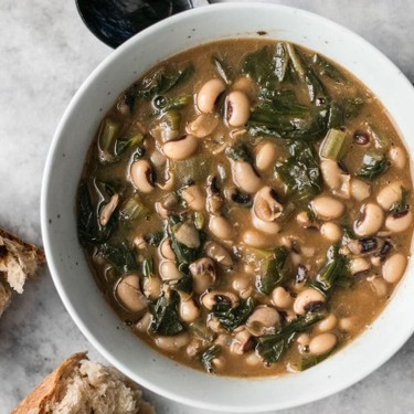 Slow Simmered Black Eyed Peas and Greens Recipe | SideChef
