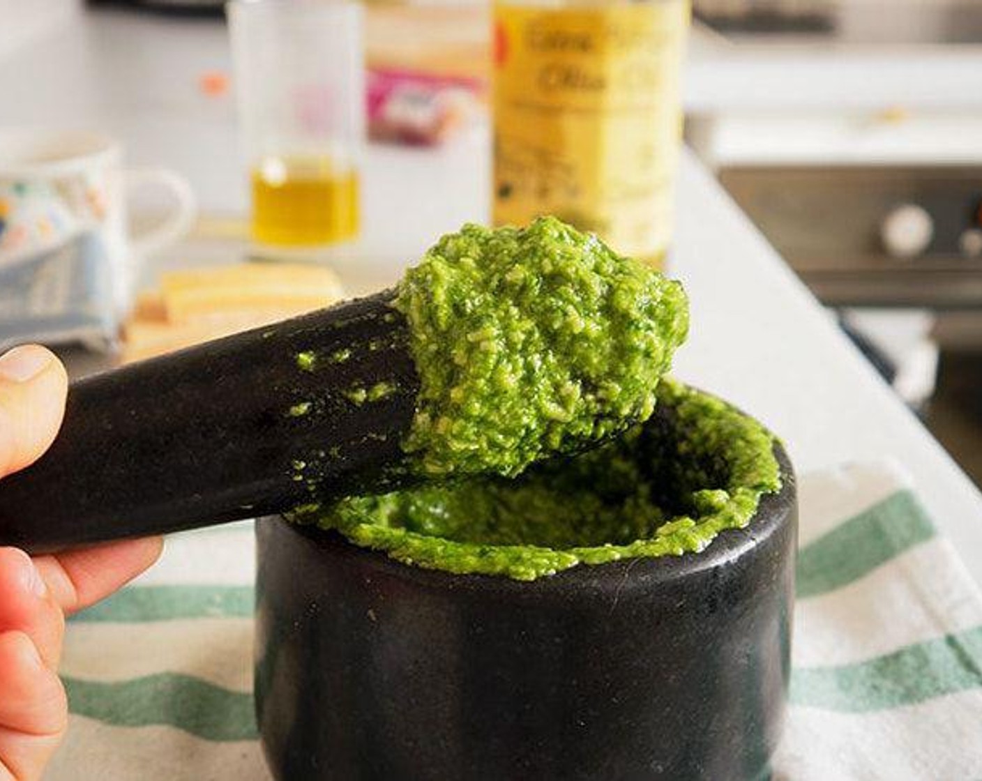 step 6 Once done, add Crushed Red Pepper Flakes (1 pinch). This is just to give a slight heat without overpowering the flavor and aroma of the basil. Add the sauce in a glass container with lid and place it in the fridge.