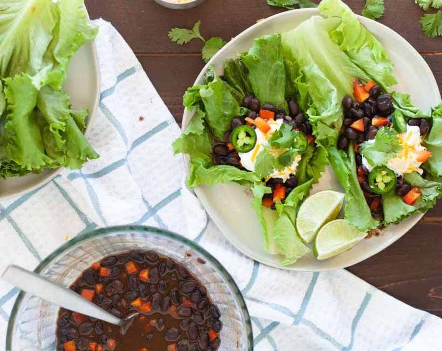 step 3 Sprinkle with additional spices, if desired. Serve immediately with Romaine Lettuce (6 pieces) for wrapping.