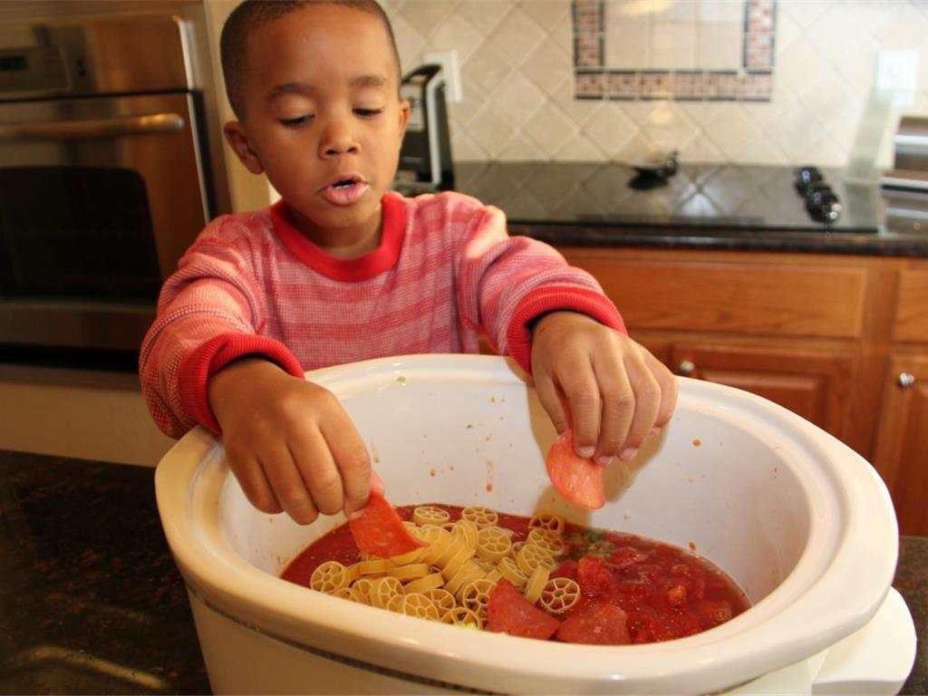 Step 6 of Pizza in a Bowl Recipe: Toss in the Turkey Pepperoni (4 ounce).