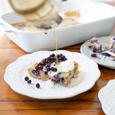 Baked Pancakes with Almond Butter and Berries Recipe | SideChef