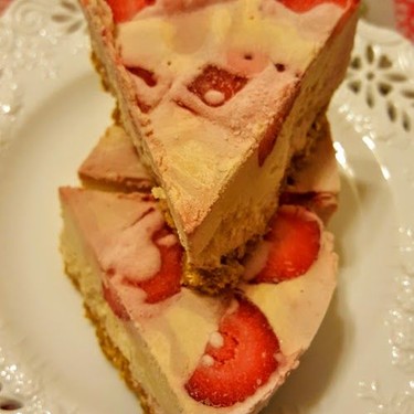 No-Bake Strawberry Lime Cheesecake Recipe | SideChef