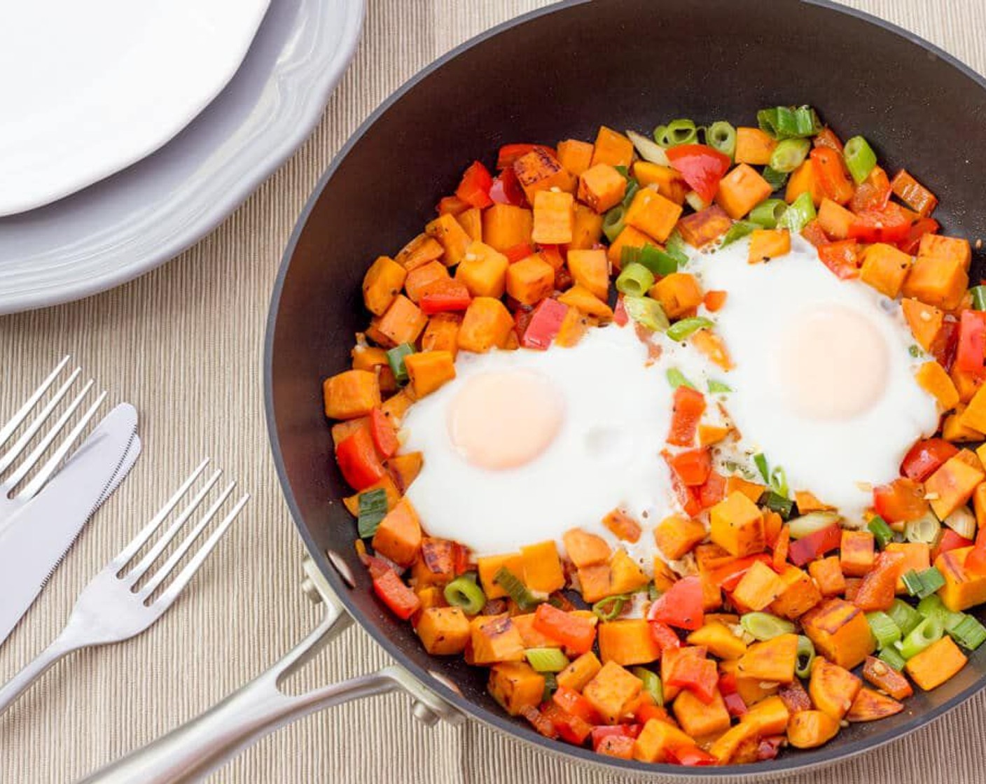 step 4 Immediately divide between 2 plates and fill your face!