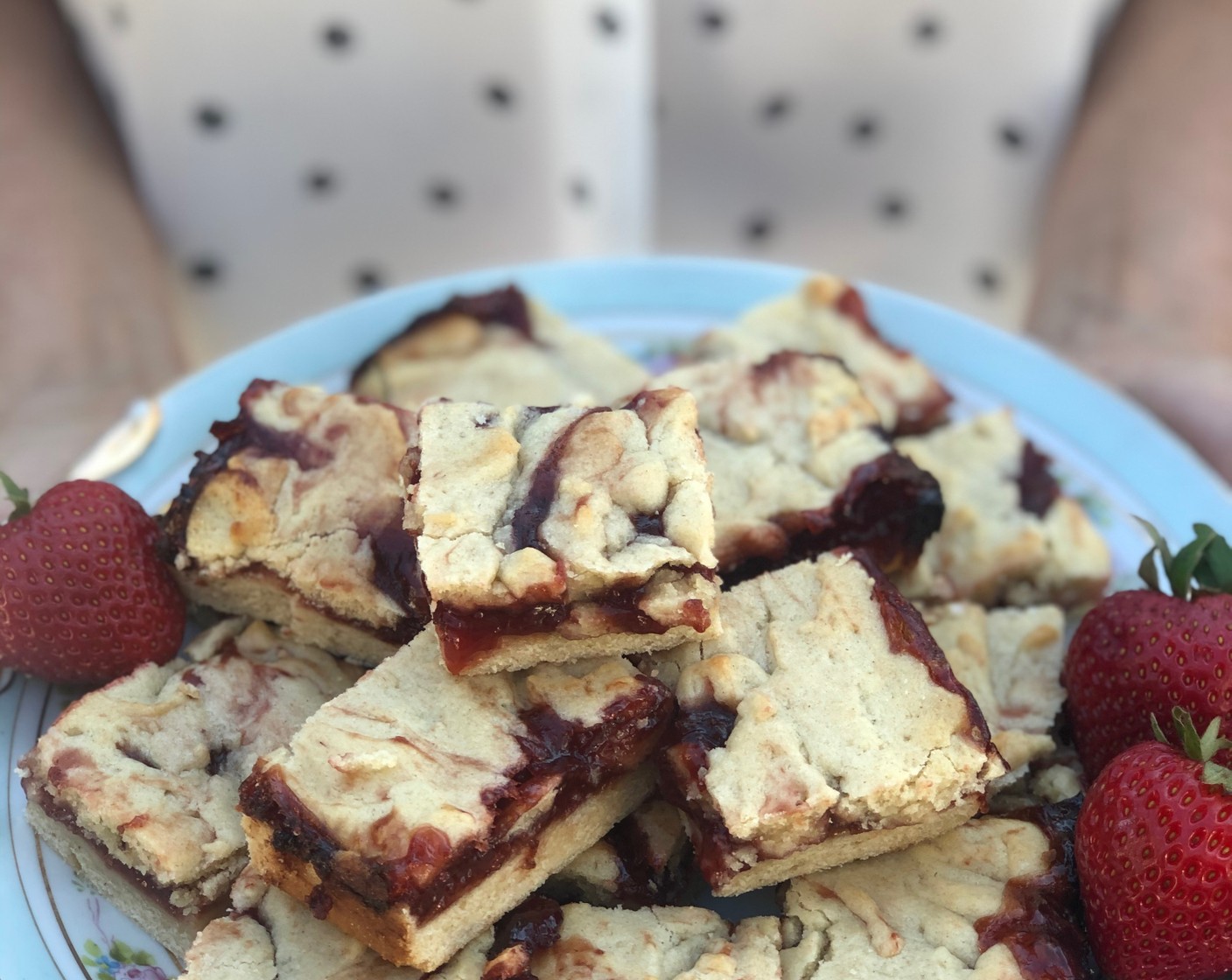 Strawberry Shortcake Bars