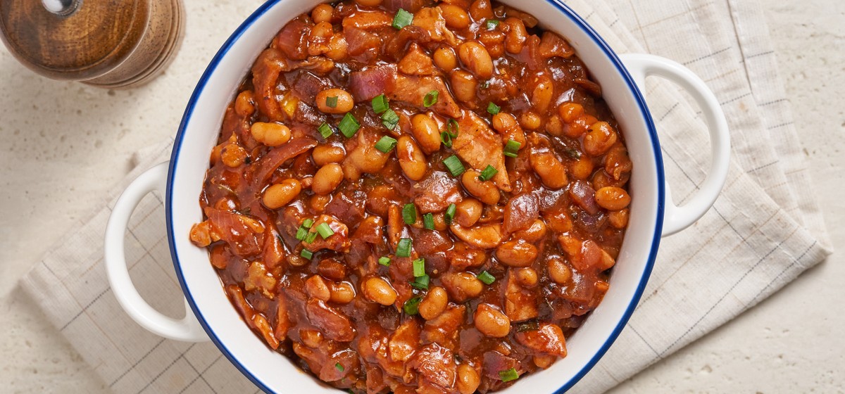 Easy Baked Beans with Bacon Recipe | SideChef