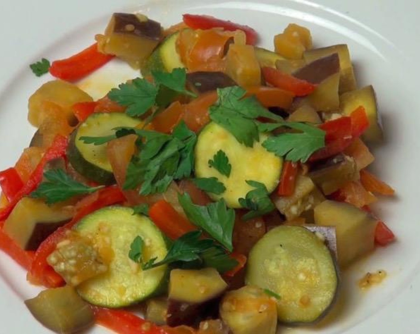 step 5 Garnish with Fresh Parsley (to taste). Serve and enjoy!