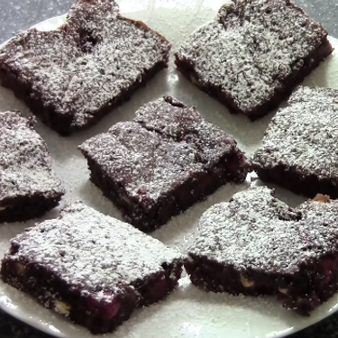 Christmas Chocolate Raspberry Brownies Recipe | SideChef