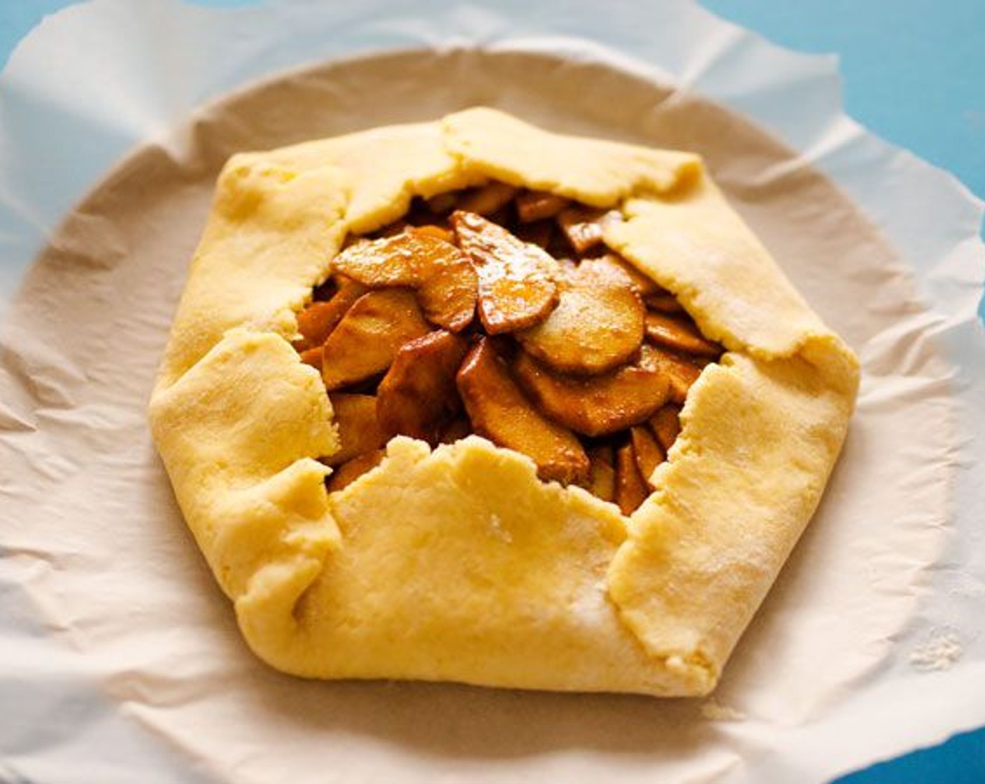 step 15 Fold free dough over the apples.