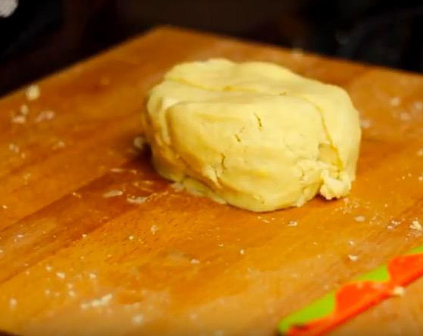 step 3 Press the crumbs together to form into one dough. Divide the dough into two and form each into a round disk.