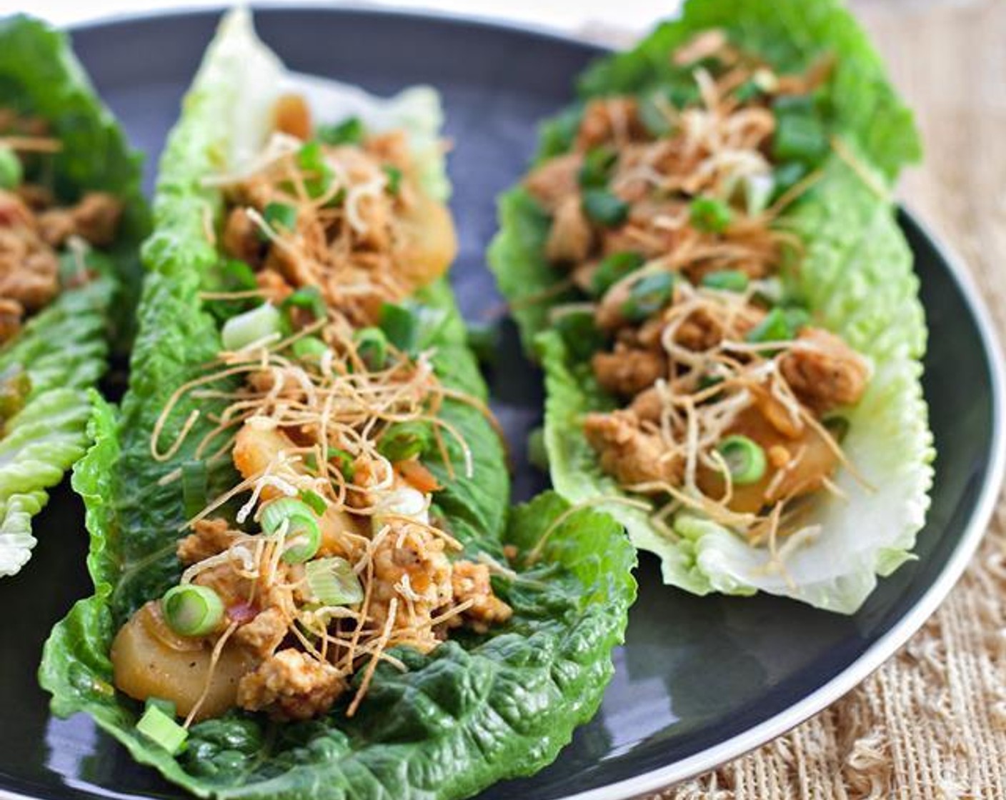 Spicy Basil Lettuce Wraps