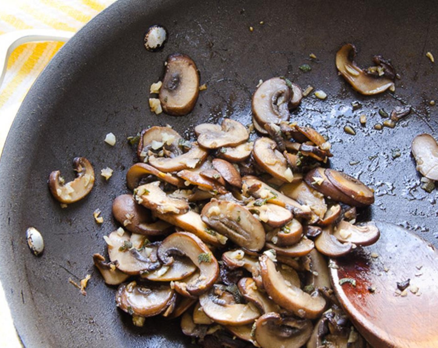 step 5 Mince the Garlic (3 cloves).  Chop the Fresh Sage (1 tsp).  Add garlic and sage and cook for 30 to 40 seconds until fragrant. Remove pan from heat and cover with a tight-fitting lid - to steam and soften the sage and garlic, without browning. Set aside.